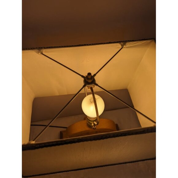 Vintage Nautical Carved Wheel Lamp for the Bedroom - Picture 5 of 8